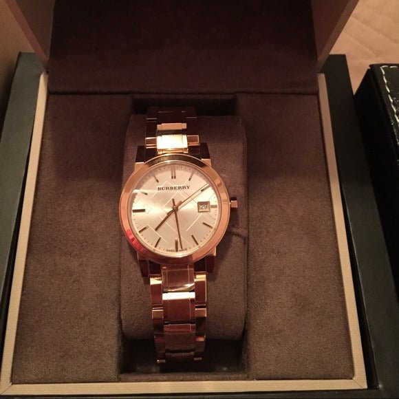  Shop Authentic Burberry The City White Dial Rose Gold Steel Strap Watch for Women - BU9104 - Luxxuri