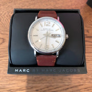 Shop Authentic Marc Jacobs Fergus White Dial Brown Leather Strap Watch for Men - MBM5080 - Luxxuri