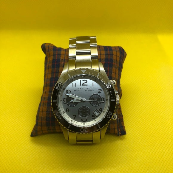  Shop Authentic Marc Jacobs Marc Chronograph Silver Dial Silver Steel Strap Watch for Men - MBM3155 - Luxxuri