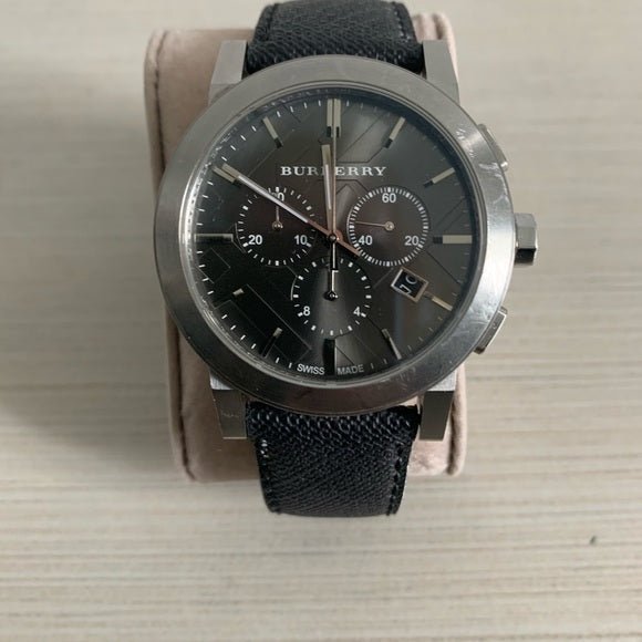  Shop Authentic Burberry The City Grey Dial Black Leather Strap Watch for Men - BU9362 - Luxxuri
