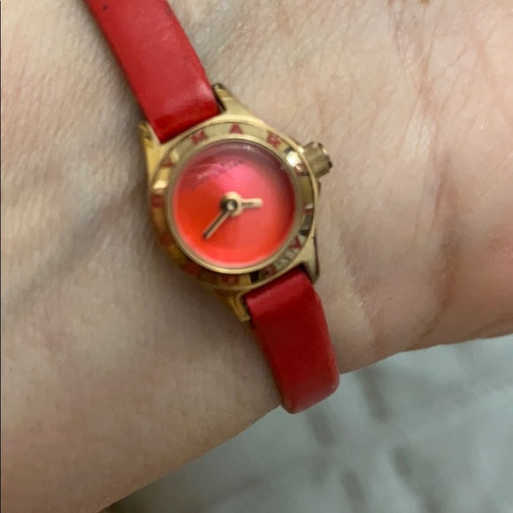  Shop Authentic Marc Jacobs Blade Red Dial Red Leather Strap Watch for Women - MBM1343 - Luxxuri