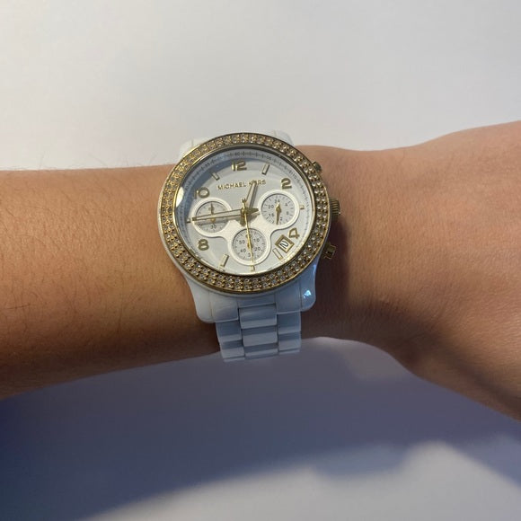  Shop Authentic Michael Kors Runway White Dial White Steel Strap Watch for Women - MK5237 - Luxxuri