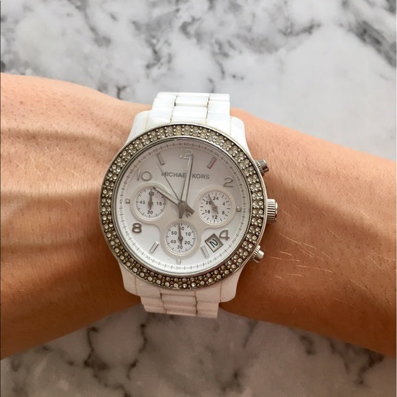  Shop Authentic Michael Kors Runway White Dial White Steel Strap Watch for Women - MK5188 - Luxxuri