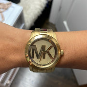  Shop Authentic Michael Kors Runway Gold Dial Gold Steel Strap Watch for Women - MK5473 - Luxxuri