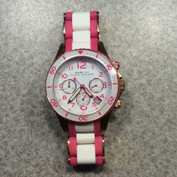  Shop Authentic Marc Jacobs Rock Chronograph White Dial Two Tone Silicone Strap Watch for Women - MBM2593 - Luxxuri