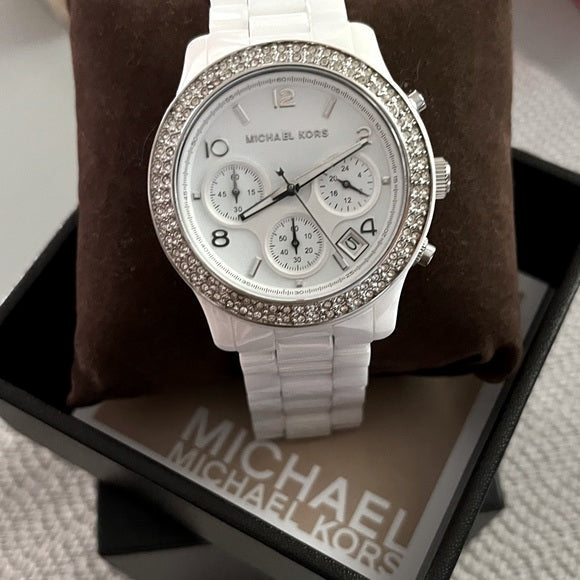  Shop Authentic Michael Kors Runway White Dial White Steel Strap Watch for Women - MK5188 - Luxxuri