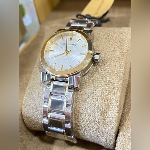  Shop Authentic Burberry The City Silver Dial Two Tone Steel Strap Watch for Women - BU9217 - Luxxuri