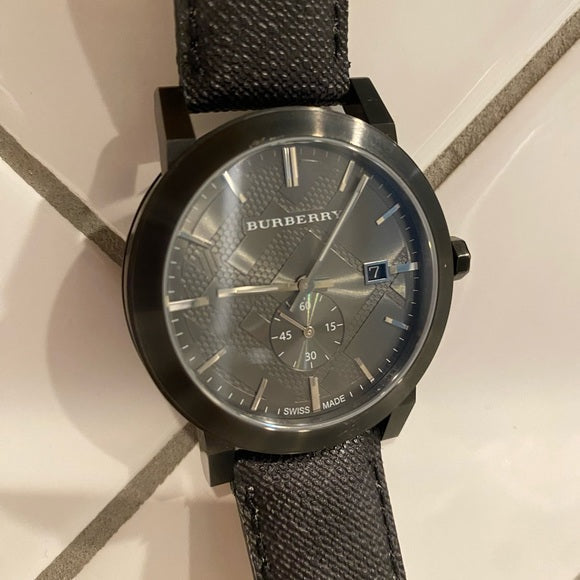  Shop Authentic Burberry The City Black Dial Black Leather Strap Watch for Men - BU9906 - Luxxuri