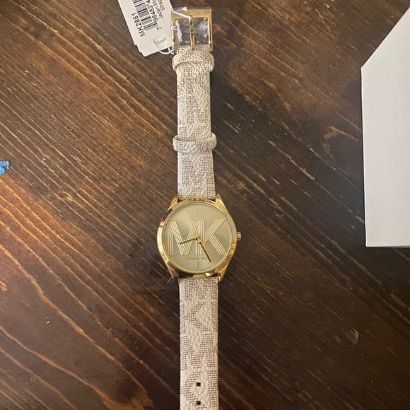  Shop Authentic Michael Kors Jaycie Quartz Gold Dial White Leather Strap Watch for Women - MK2861 - Luxxuri