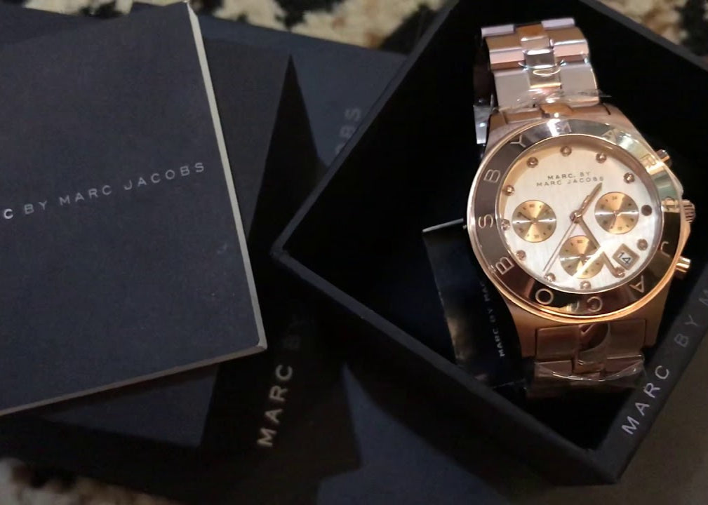  Shop Authentic Marc Jacobs Blade Chronograph Rose Gold Dial Rose Gold Steel Strap Watch for Women - MBM3102 - Luxxuri