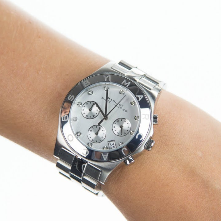  Shop Authentic Marc Jacobs Blade White Dial SIlver Steel Strap Watch for Women - MBM3100 - Luxxuri