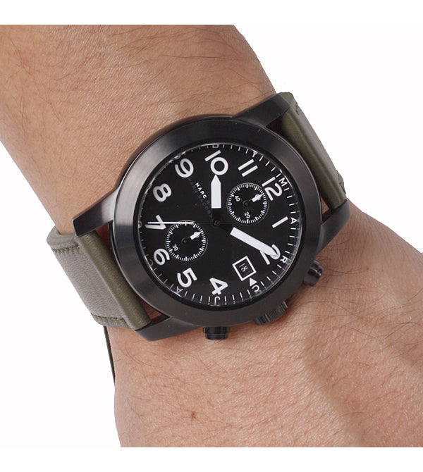  Shop Authentic Marc Jacobs Larry Chronograph Black Dial Grey Leather Strap Watch for Men - MBM5034 - Luxxuri