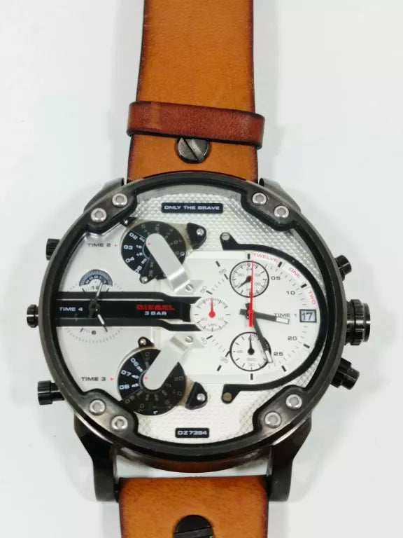  Shop Authentic Diesel Mr. Daddy 2.0 Chronograph Silver Dial Brown Leather Strap Watch For Men - DZ7394 - Luxxuri