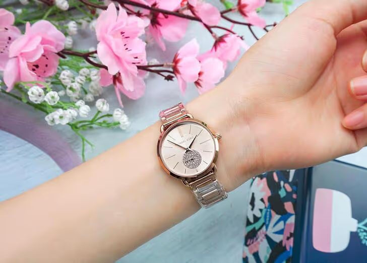  Shop Authentic Michael Kors Portia Analog Quartz Rose Gold Dial Rose Gold Steel Strap Watch For Women - MK3839 - Luxxuri