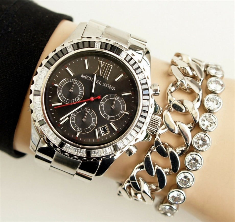  Shop Authentic Michael Kors Everest Chronograph Black Dial Silver Steel Strap Watch For Women - MK5753 - Luxxuri