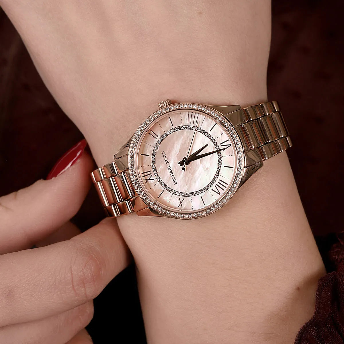  Shop Authentic Michael Kors Lexington Three Hand White Dial Gold Steel Strap Watch For Women - MK4492 - Luxxuri