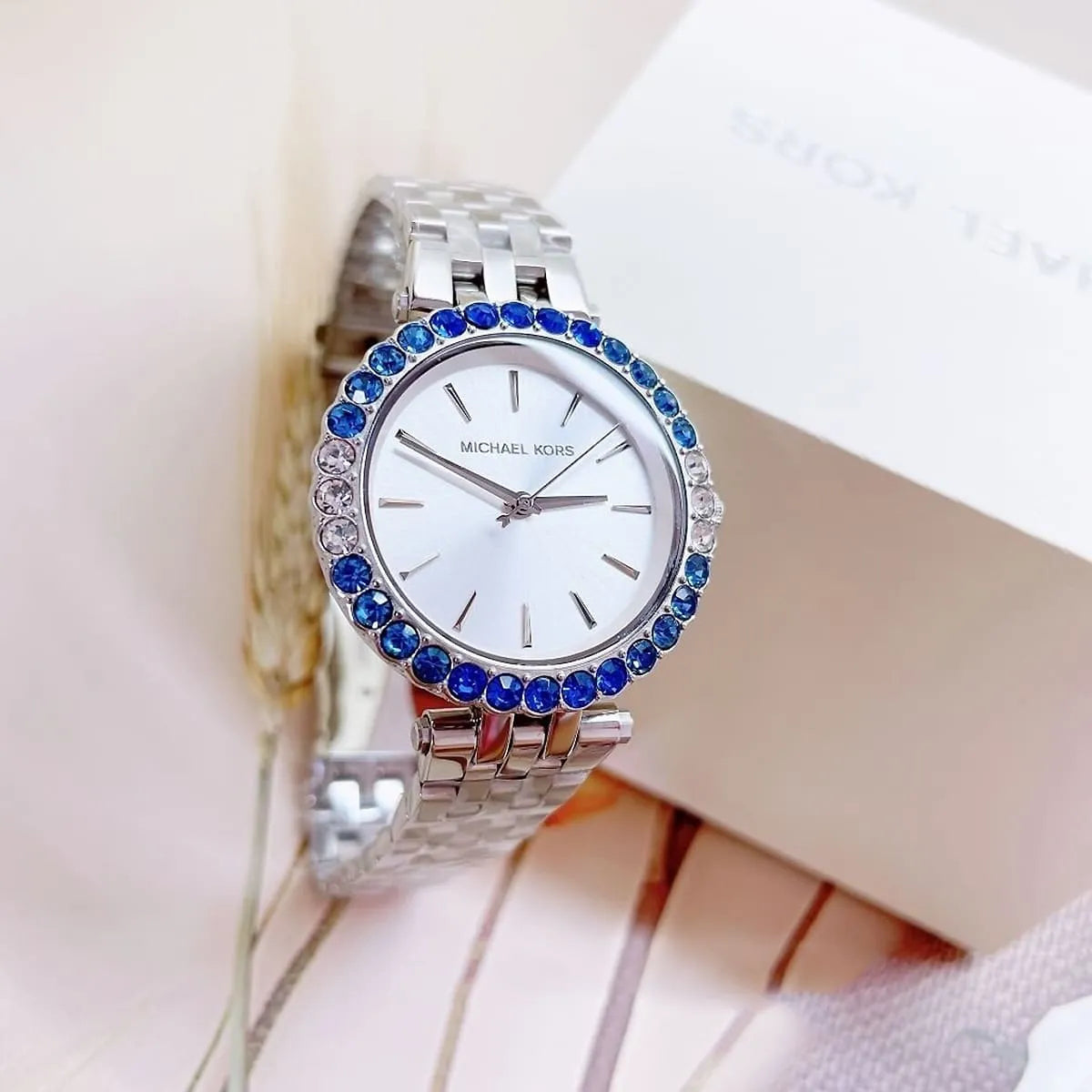  Shop Authentic Michael Kors Darci Quartz White Dial Silver Steel Strap Watch For Women - MK4516 - Luxxuri