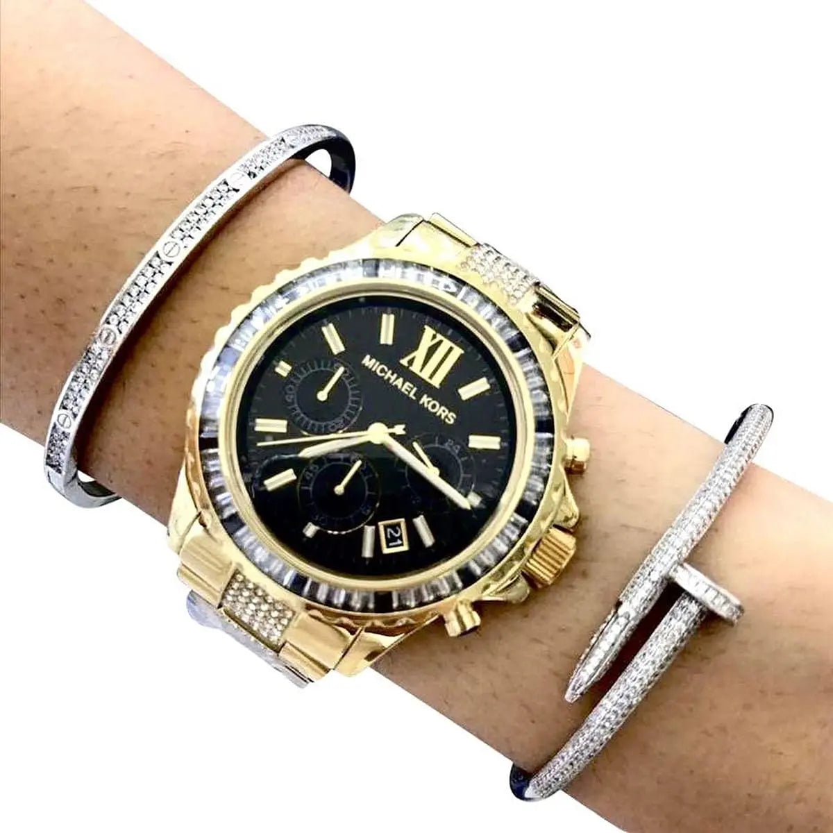 Shop Authentic Michael Kors Everest Chronograph Black Dial Gold Steel Strap Watch For Women - MK5828 - Luxxuri