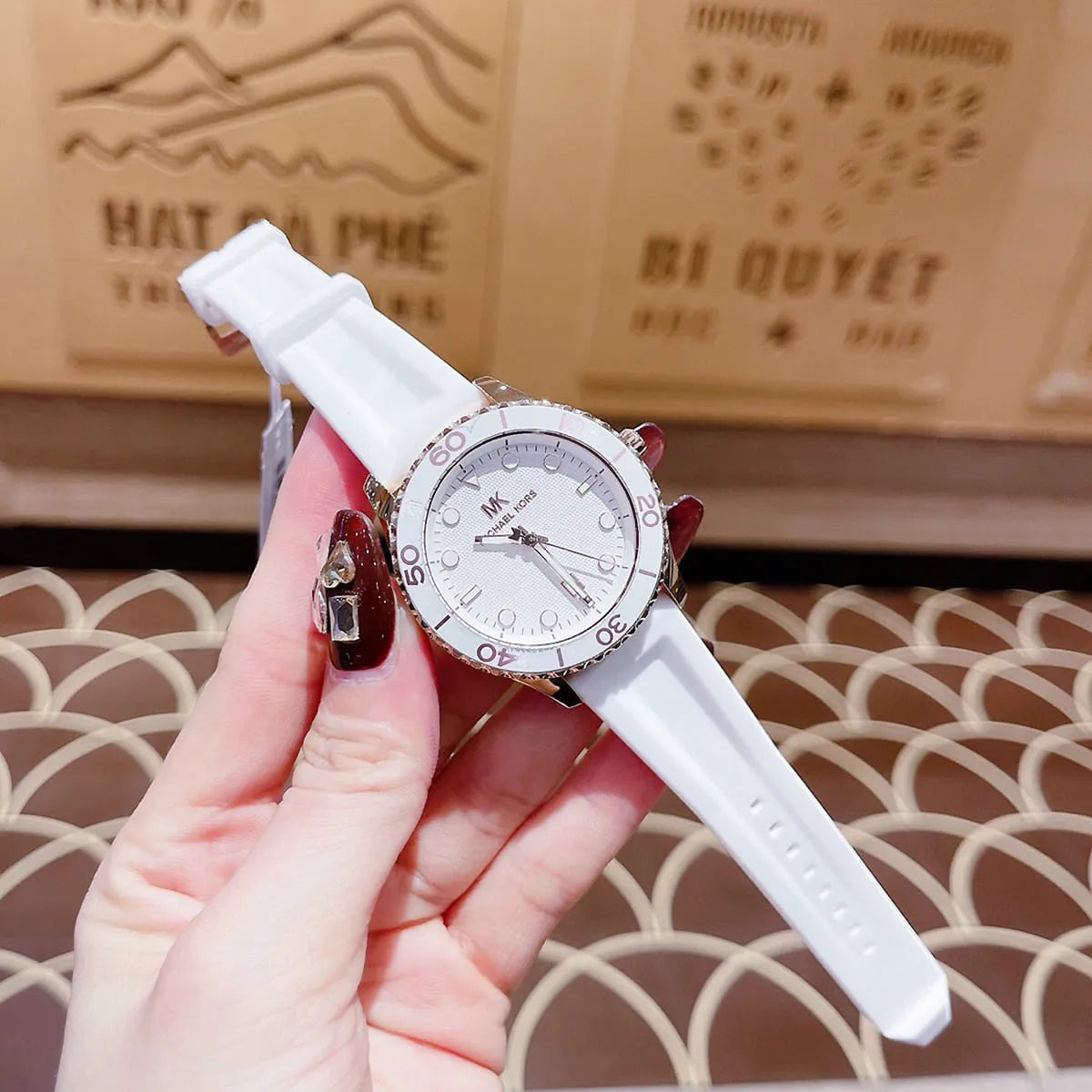  Shop Authentic Michael Kors Runway Quartz White Dial White Rubber Strap Watch For Women - MK6853 - Luxxuri