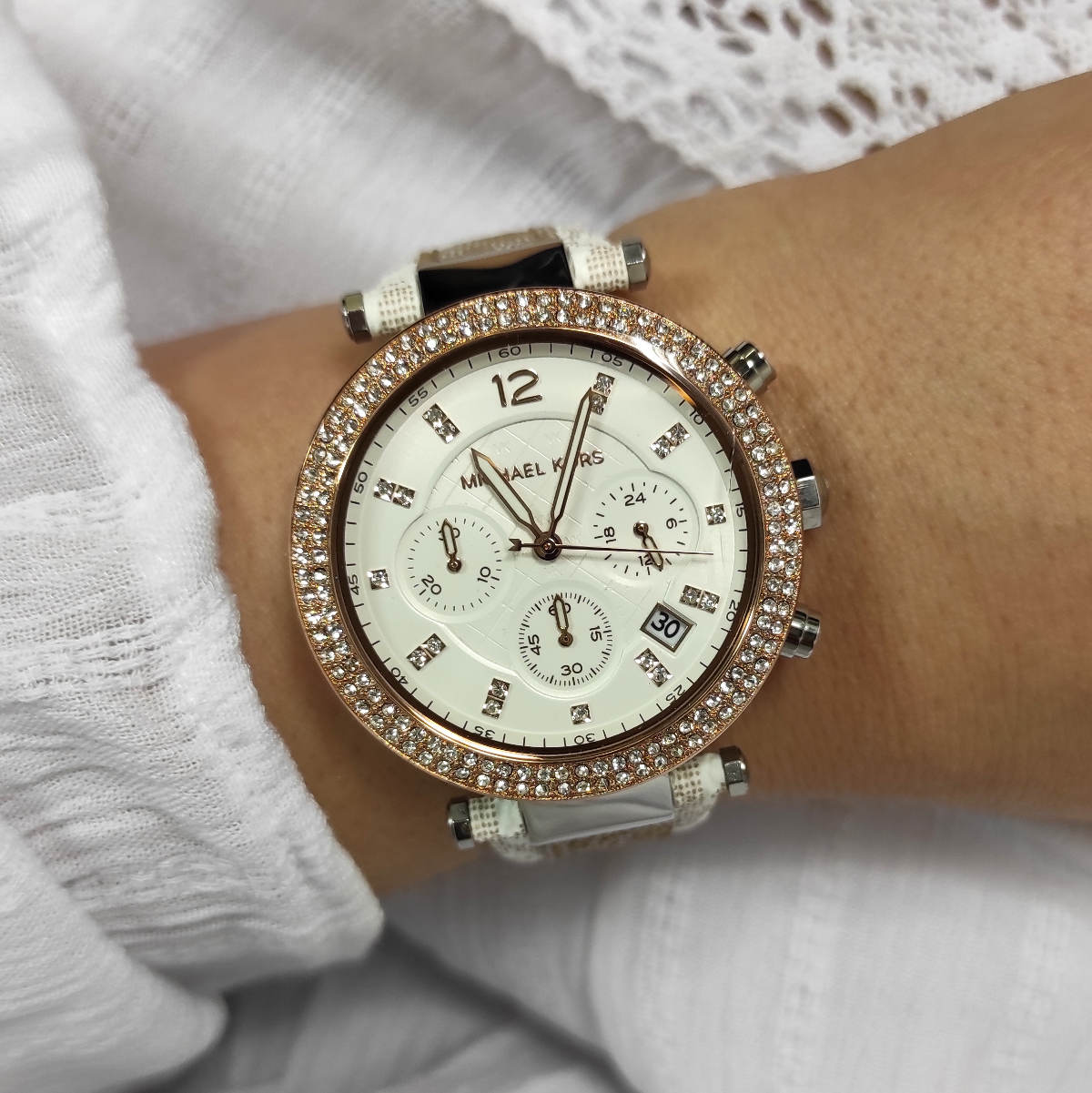  Shop Authentic Michael Kors Parker Chronograph White Dial Two Tone Leather Strap Watch For Women - MK6950 - Luxxuri