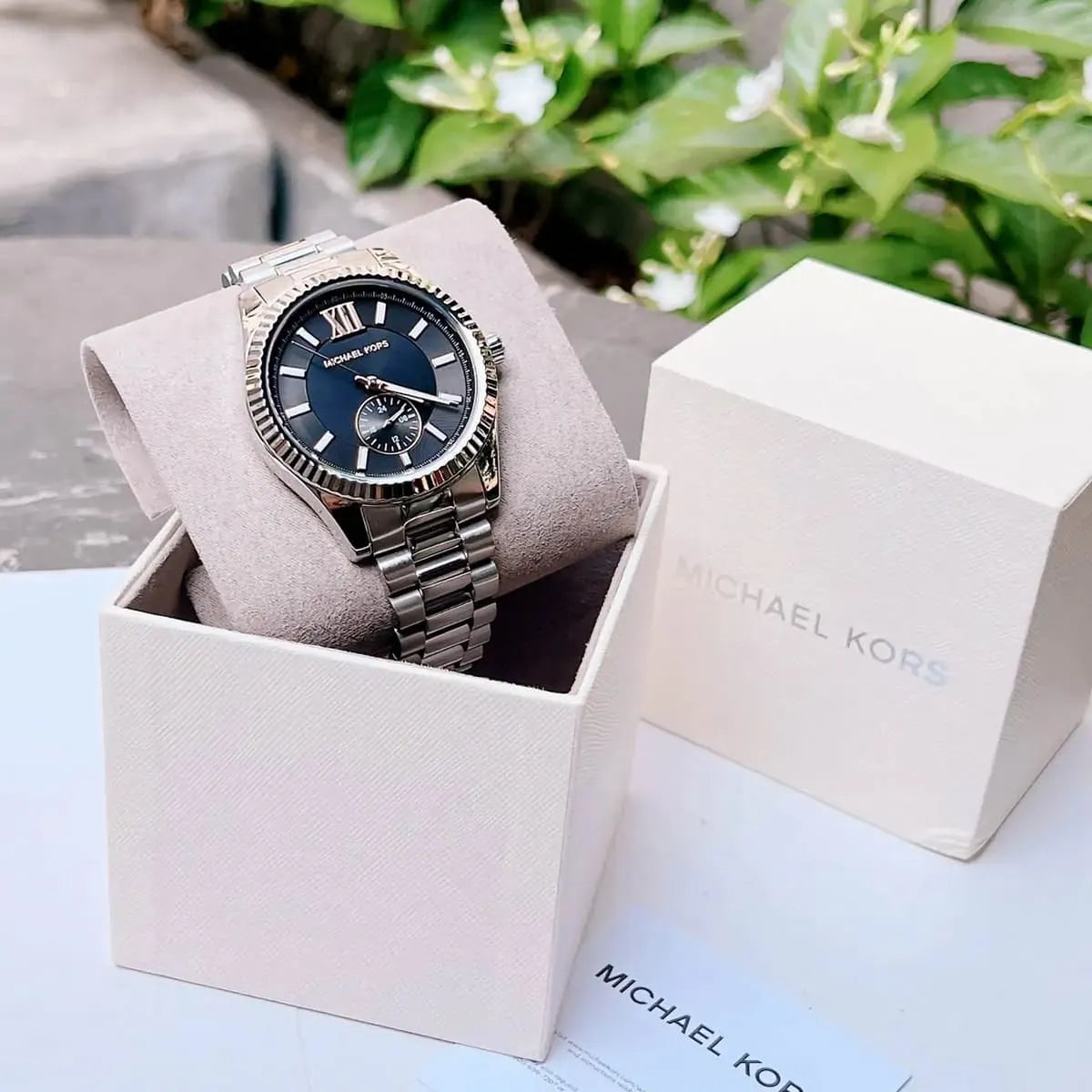  Shop Authentic Michael Kors Lexington Quartz Black Dial Silver Steel Strap Watch For Women - MK8946 - Luxxuri