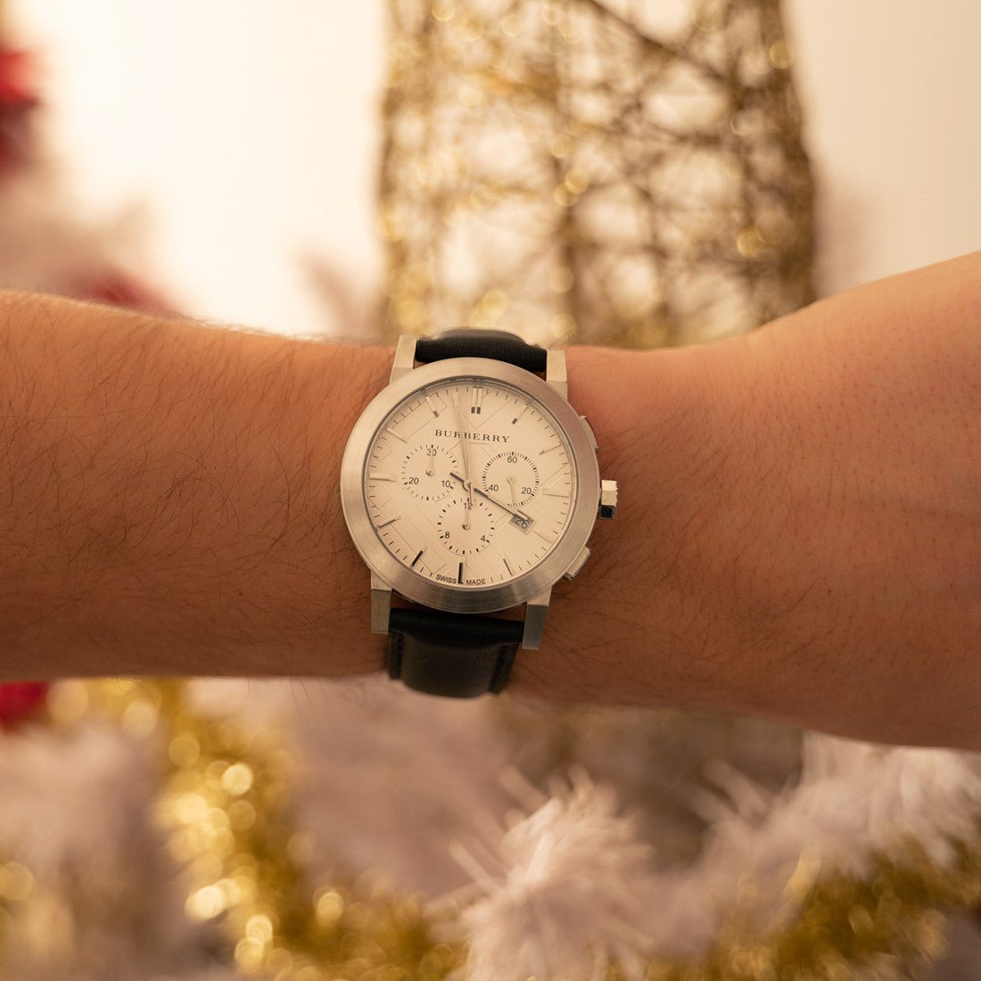  Shop Authentic Burberry The City Chronograph White Dial Black Leather Strap Watch for Men - BU9355 - Luxxuri