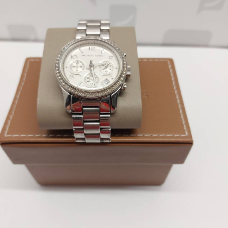  Shop Authentic Michael Kors Brinkley Silver Dial with Diamonds Silver Steel Strap Watch for Women - MK5083 - Luxxuri