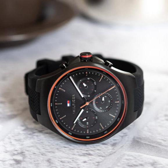  Shop Authentic Tommy Hilfiger Justin Black Dial Black Rubber Strap Watch For Men - 1792056 - Luxxuri