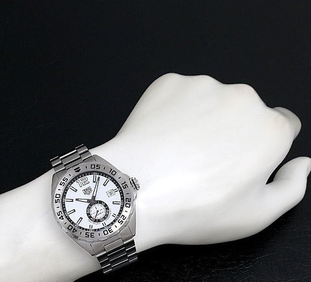  Shop Authentic Tag Heuer Formula 1  Calibre 6 Automatic White Dial Silver Steel Strap Watch for Men - WAZ2013.BA0842 - Luxxuri