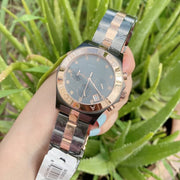  Shop Authentic Marc Jacobs Blade Chronograph Grey Dial Two Tone Steel Strap Watch for Women - MBM3180 - Luxxuri