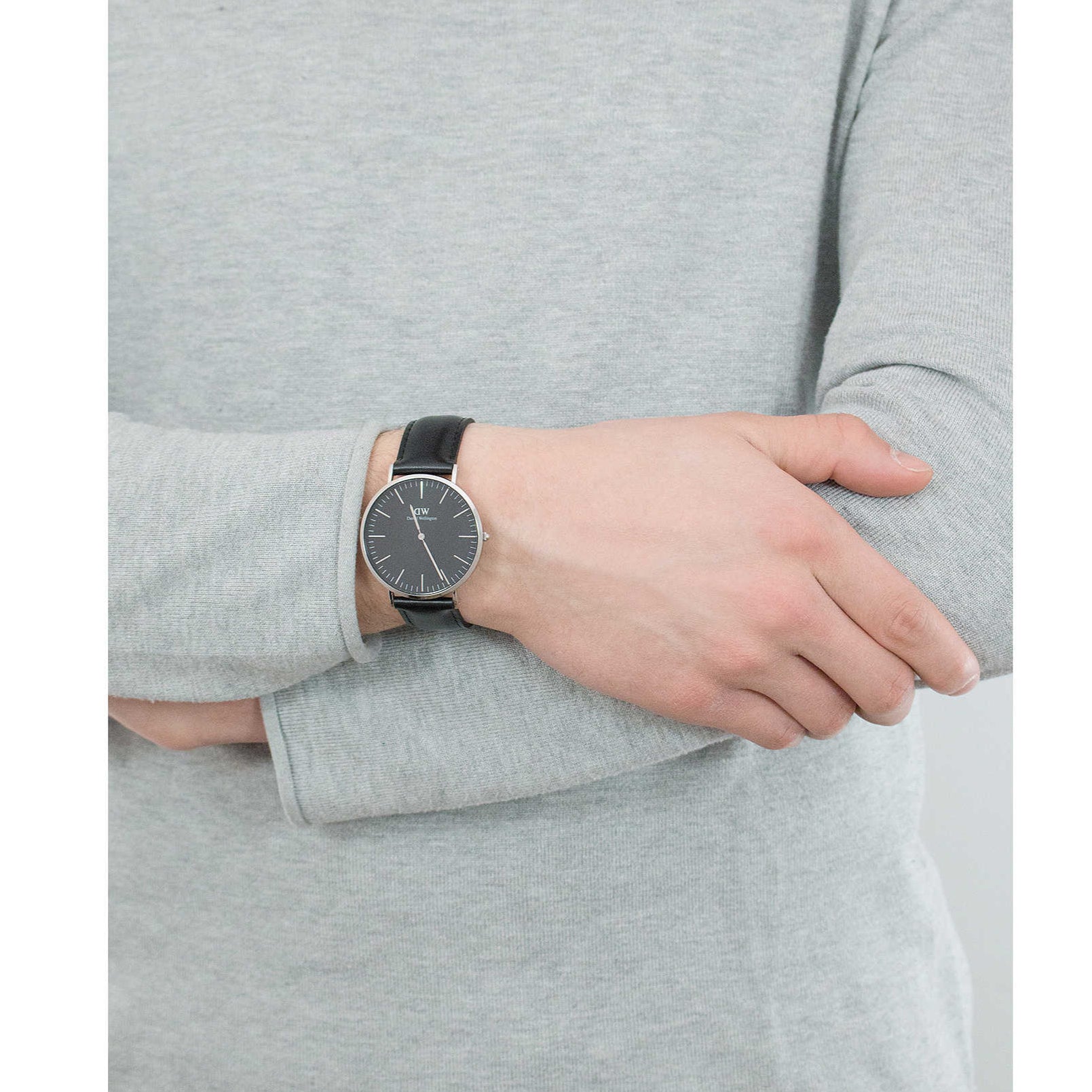  Shop Authentic Daniel Wellington Classic Sheffield Black Dial Black Leather Strap Watch For Men - DW00100133 - Luxxuri