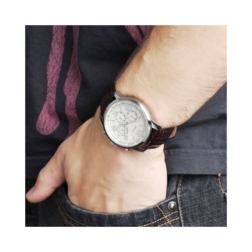  Shop Authentic Guess Horizon Chronograph White Dial Brown Leather Strap Watch For Men - W0380G2 - Luxxuri