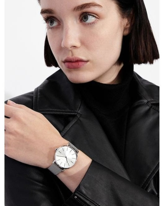  Shop Authentic Armani Exchange Lola Analog Silver Dial Silver Mesh Strap Watch For Women - AX5535 - Luxxuri
