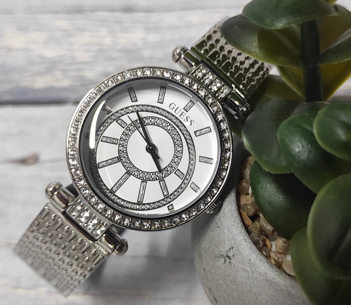  Shop Authentic Guess Muse Quartz White Dial Silver Steel Strap Watch For Women - W1008l1 - Luxxuri