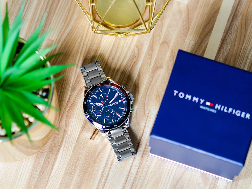  Shop Authentic Tommy Hilfiger Bank Chronograph Blue Dial Silver Steel Strap Watch for Men - 1791718 - Luxxuri