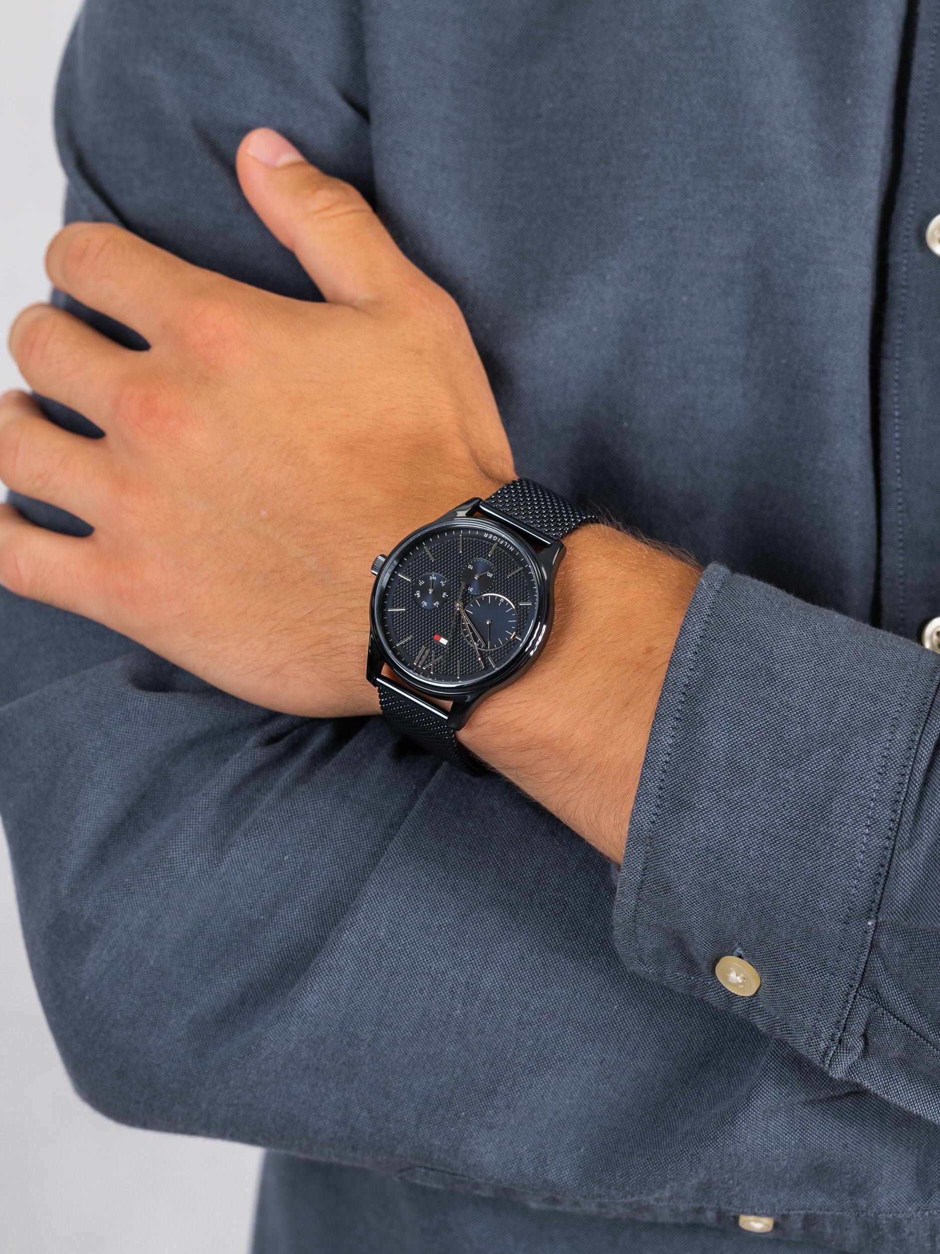  Shop Authentic Tommy Hilfiger Damon Quartz Blue Dial Blue Mesh Bracelet Watch for Men - 1791421 - Luxxuri