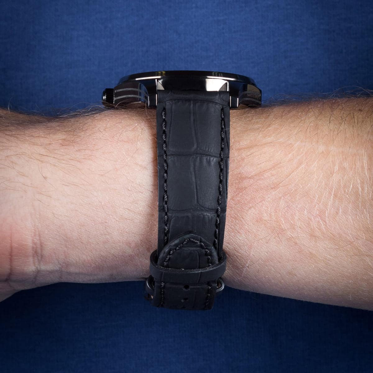  Shop Authentic Maserati Circuito Blue Dial Black Leather Strap Watch For Men - R8851127002 - Luxxuri