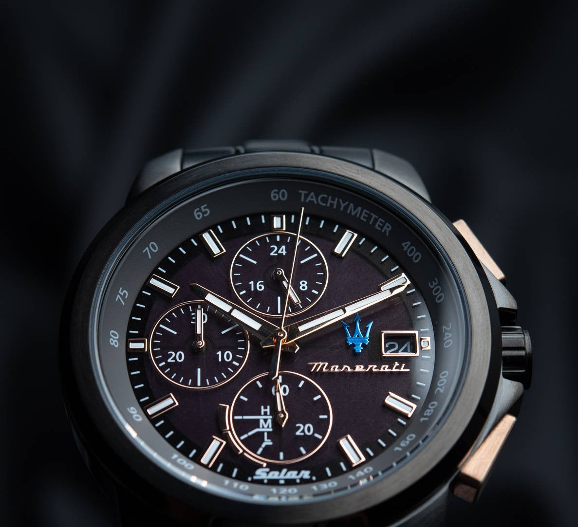  Shop Authentic Maserati Successo Solar Black Dial Grey Steel Strap Watch For Men - R8873645001 - Luxxuri