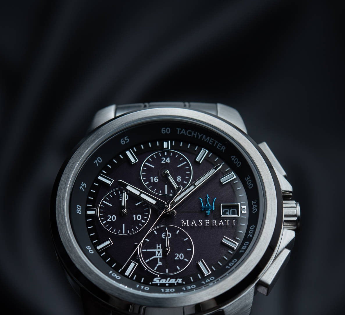  Shop Authentic Maserati Successo Solar Edition Black Dial Silver Steel Strap Watch For Men - R8873645003 - Luxxuri