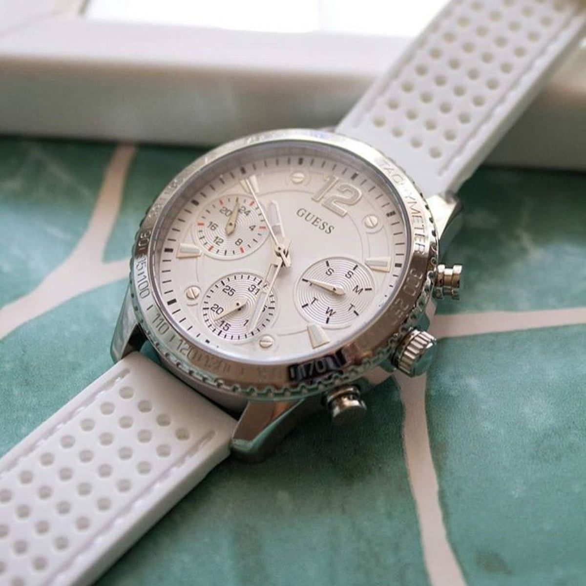  Shop Authentic Guess Marina Quartz White Dial White Rubber Strap Watch For Women - W1025L1 - Luxxuri