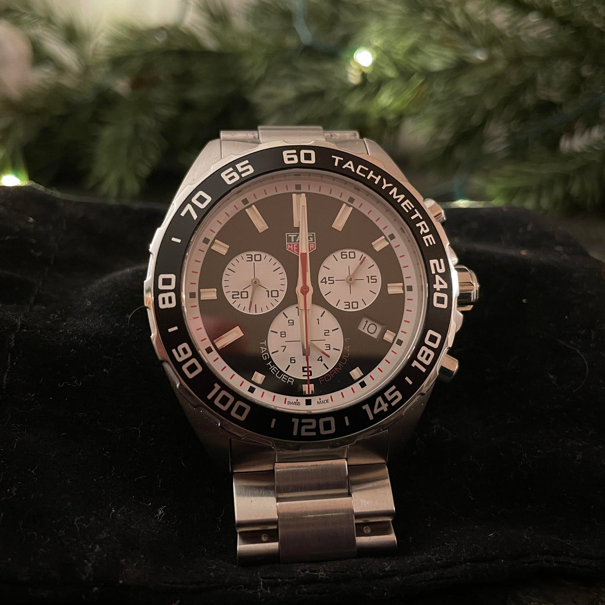  Shop Authentic Tag Heuer Formula 1 Black Dial Watch for Men - CAZ101E.BA0842 - Luxxuri