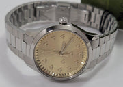 Shop Authentic Gucci G Timeless Quartz Gold Dial Silver Steel Strap Watch for Women - YA1265035 - Luxxuri