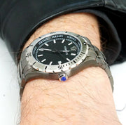  Shop Authentic Versace Hellenyium Quartz Black Dial Grey Steel Strap Watch For Men - VE3A00620 - Luxxuri