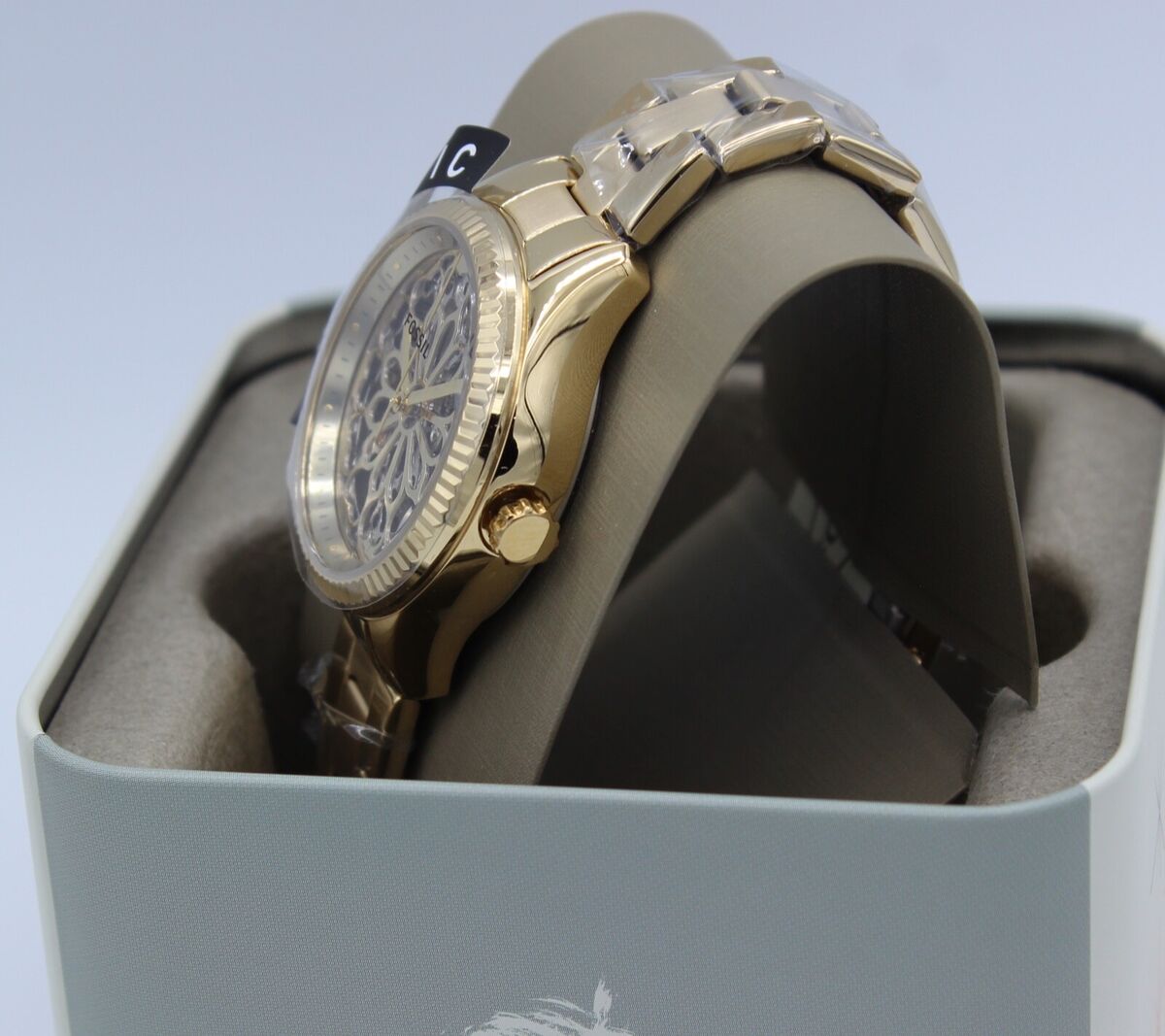  Shop Authentic Fossil Rye Automatic Skeleton Gold Dial Gold Steel Strap Watch for Women - BQ3755 - Luxxuri