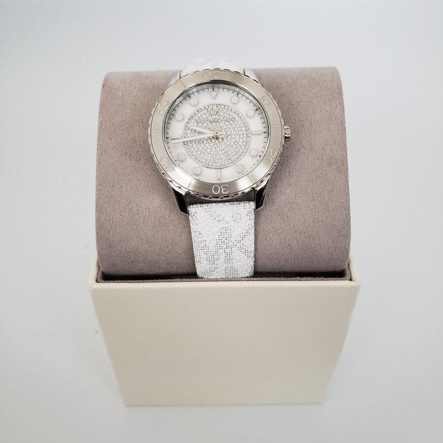  Shop Authentic Michael Kors Runway Three Hand White Dial White Leather Strap Watch For Women - MK6998 - Luxxuri