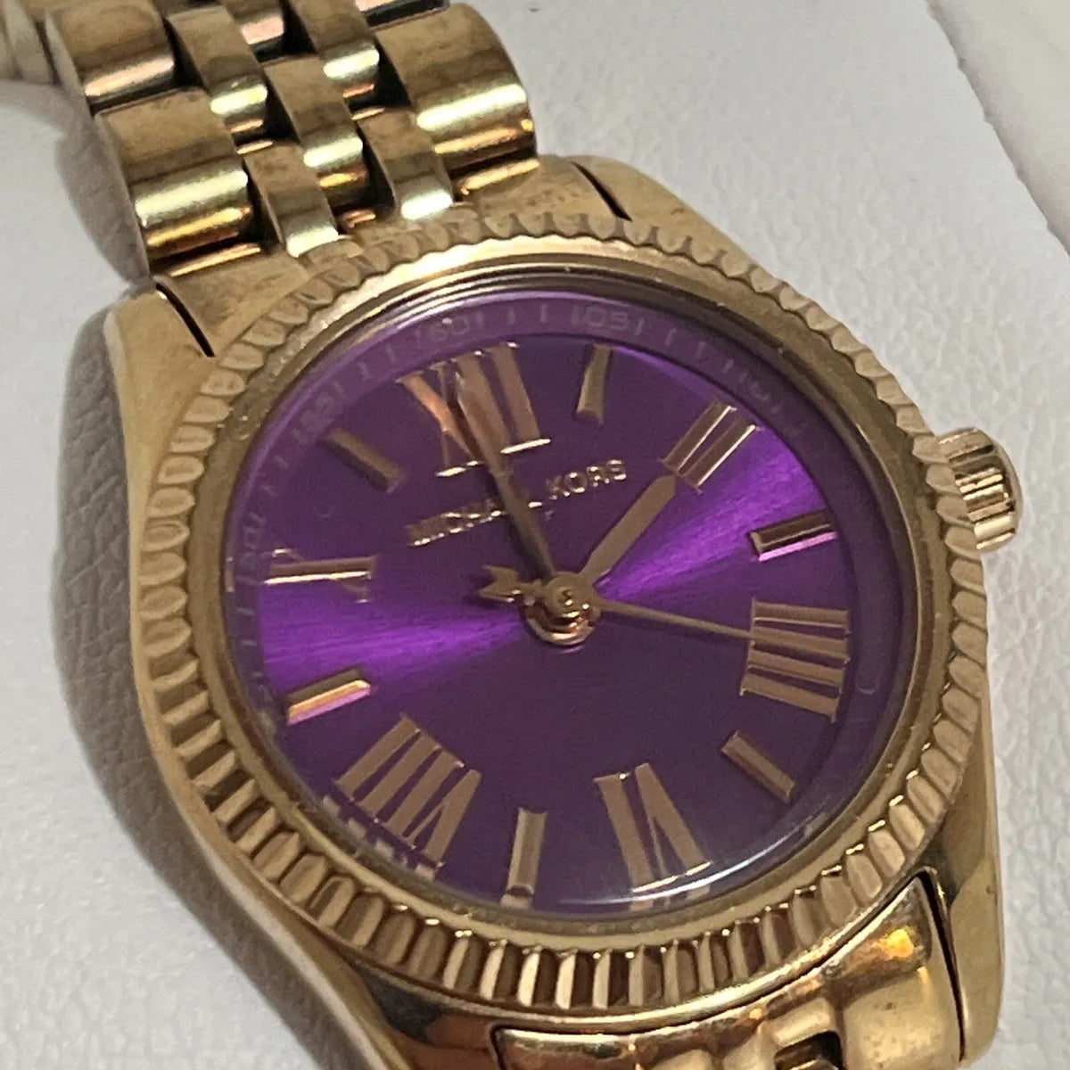  Shop Authentic Michael Kors Lexington Quartz Pink Dial Rose Gold Steel Strap Watch For Women - MK3273 - Luxxuri