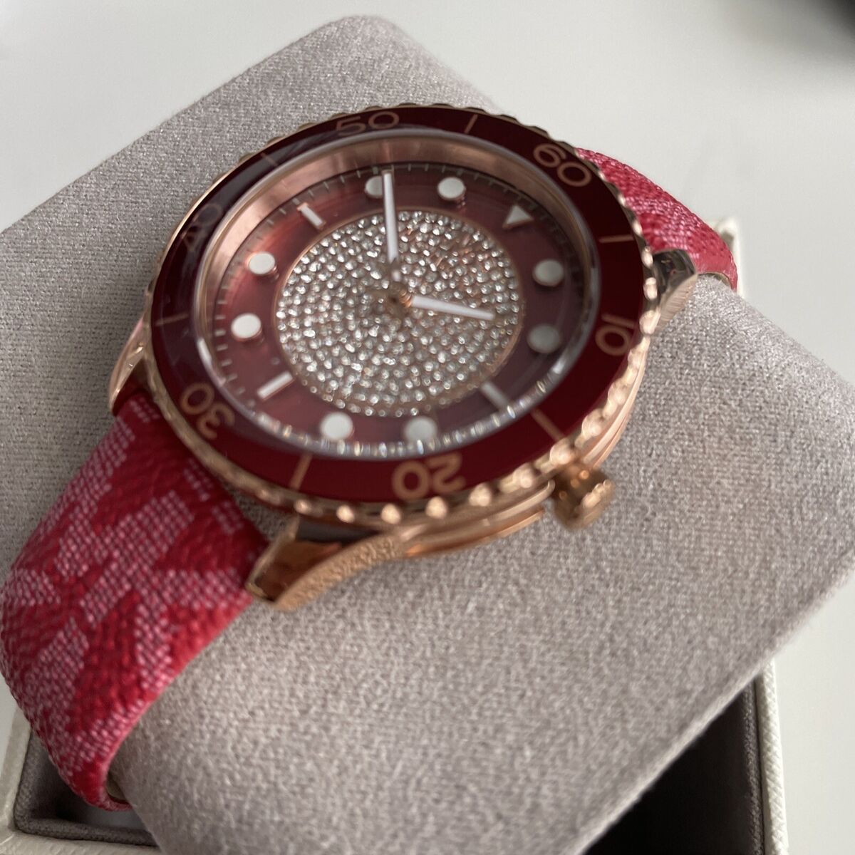  Shop Authentic Michael Kors Runway Three-Hand Quartz Red Dial Red Leather Strap Watch For Women - MK7179 - Luxxuri