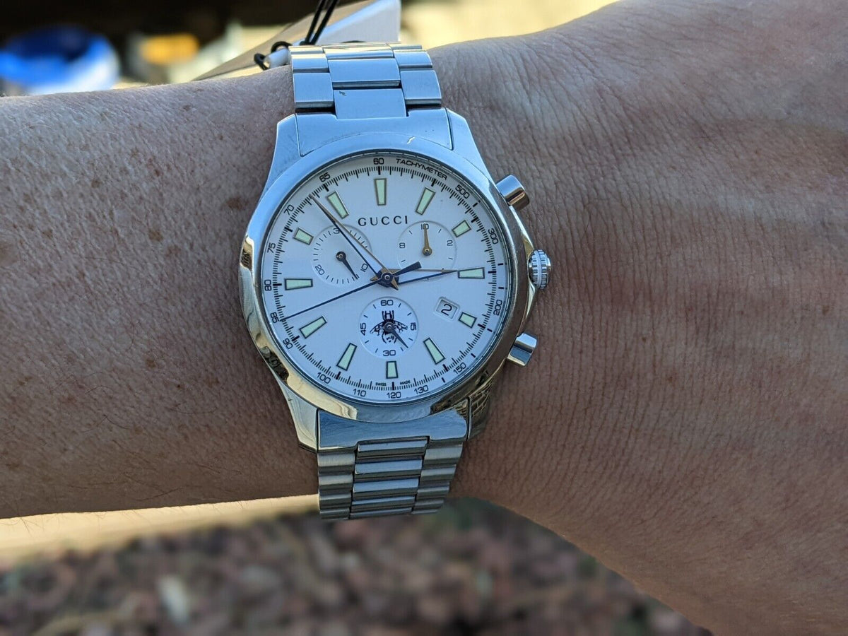  Shop Authentic Gucci G Timeless Chronograph White Dial Silver Steel Strap Watch For Men - YA126472 - Luxxuri