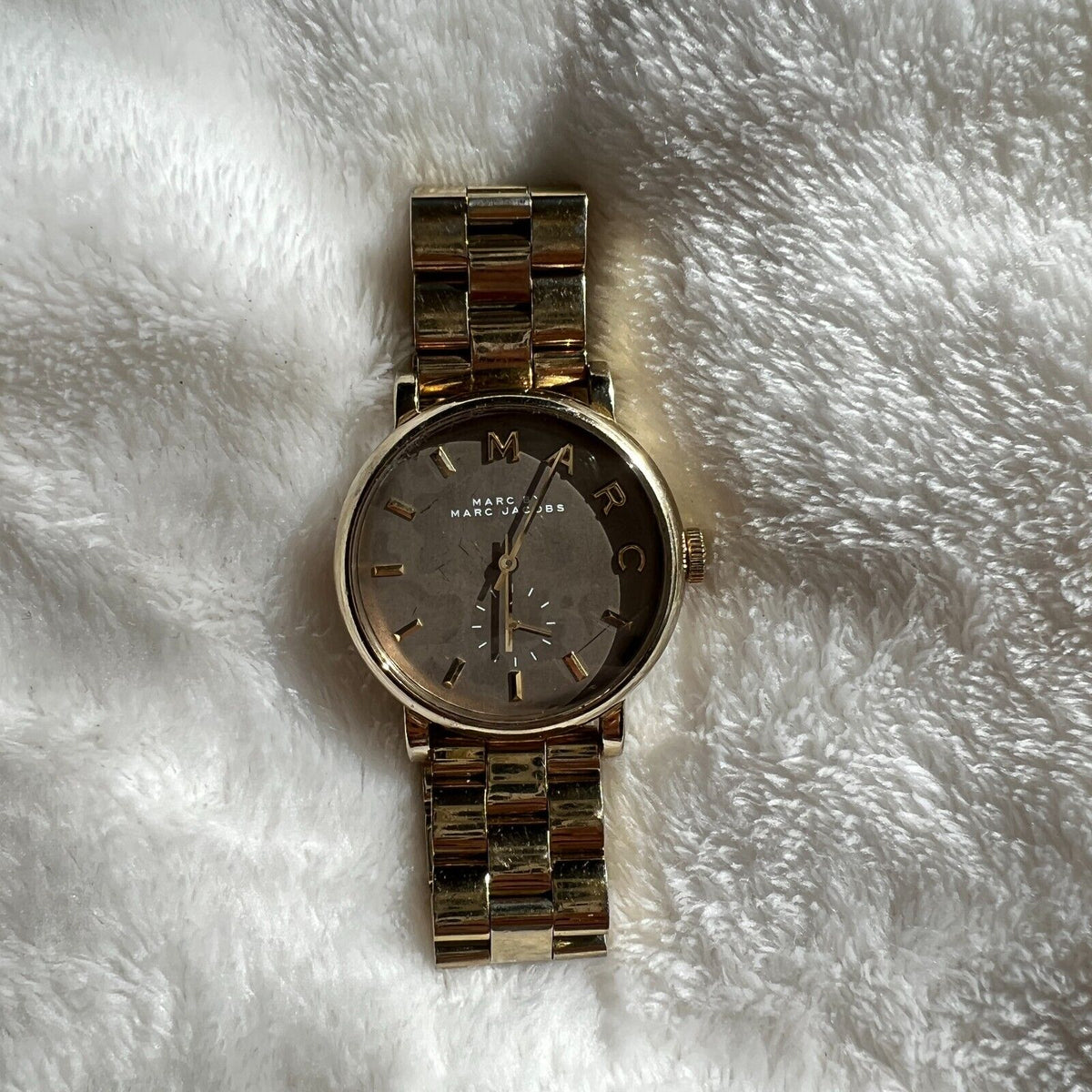  Shop Authentic Marc Jacobs Baker Brown Dial Gold Steel Strap Watch for Women - MBM8631 - Luxxuri