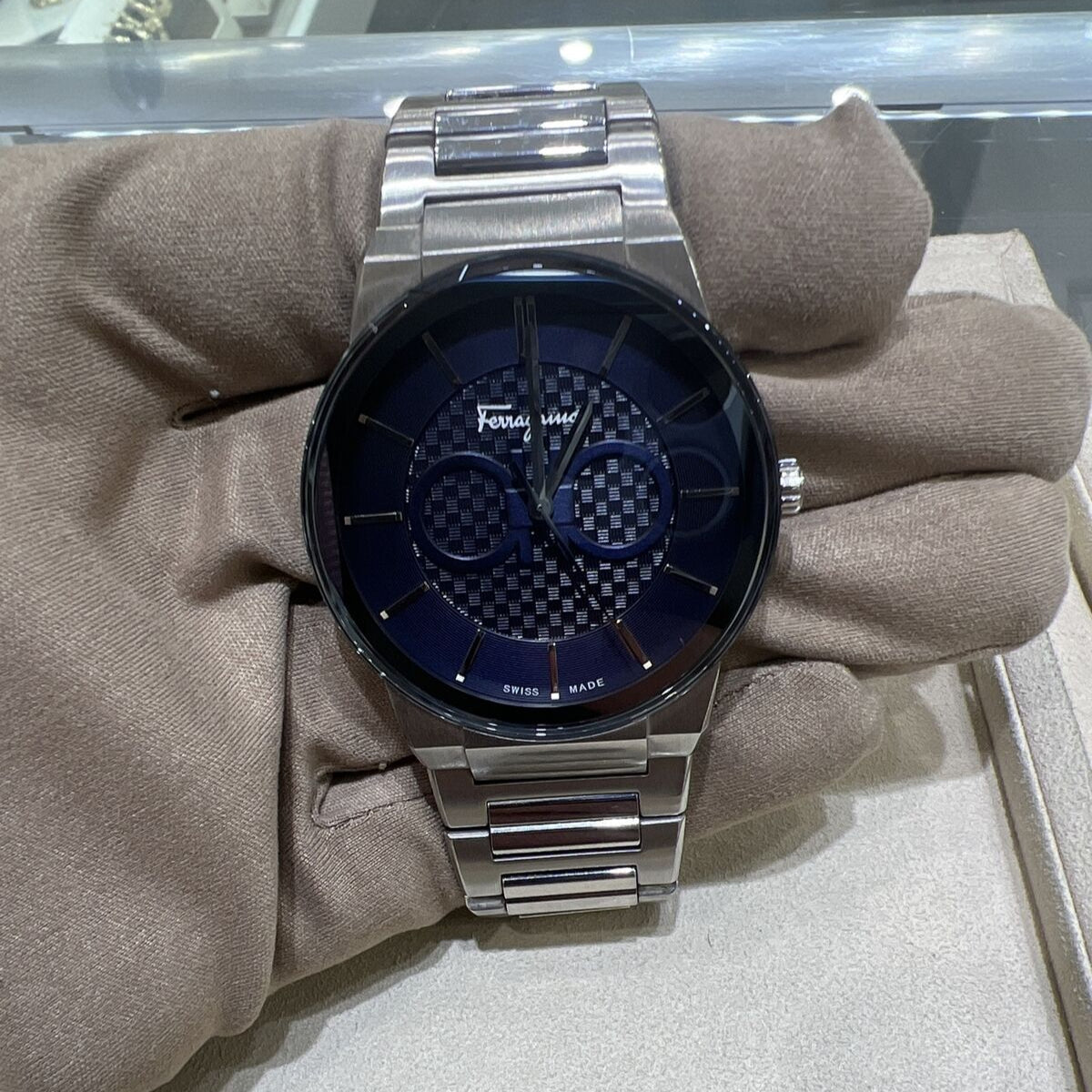  Shop Authentic Salvatore Ferragamo Sapphire Blue Dial Silver Steel Strap Watch for Men - SFHP006-20 - Luxxuri